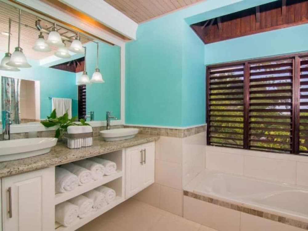Half Hill 1BR