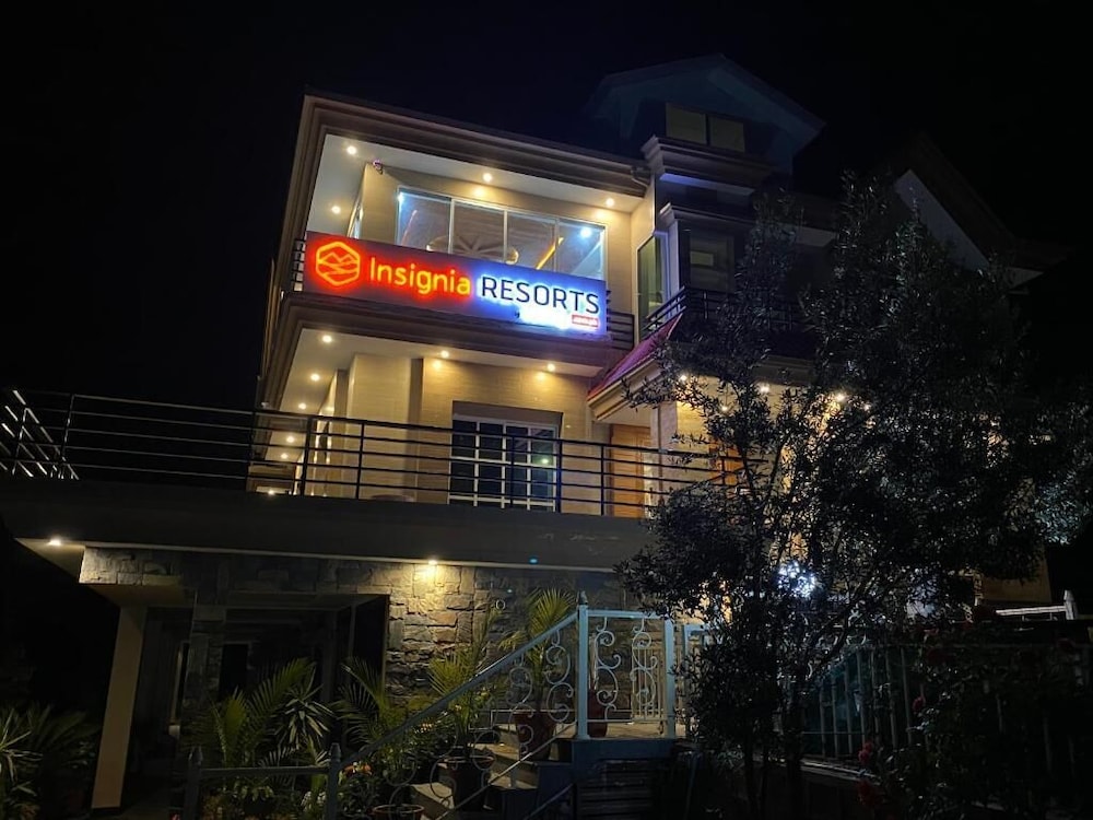 Insignia Resorts