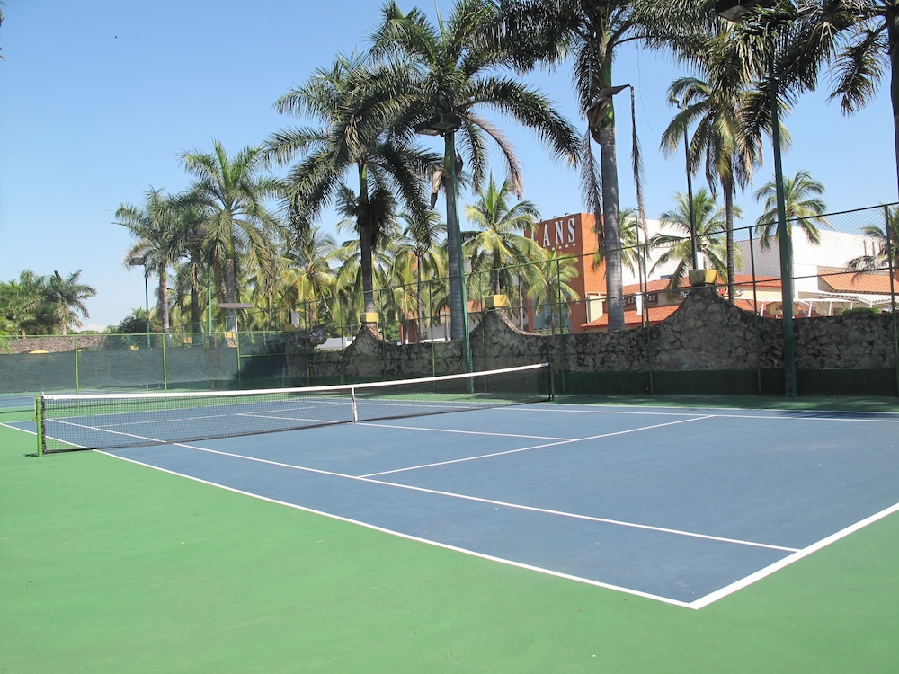 Los Tules Villas del Sol