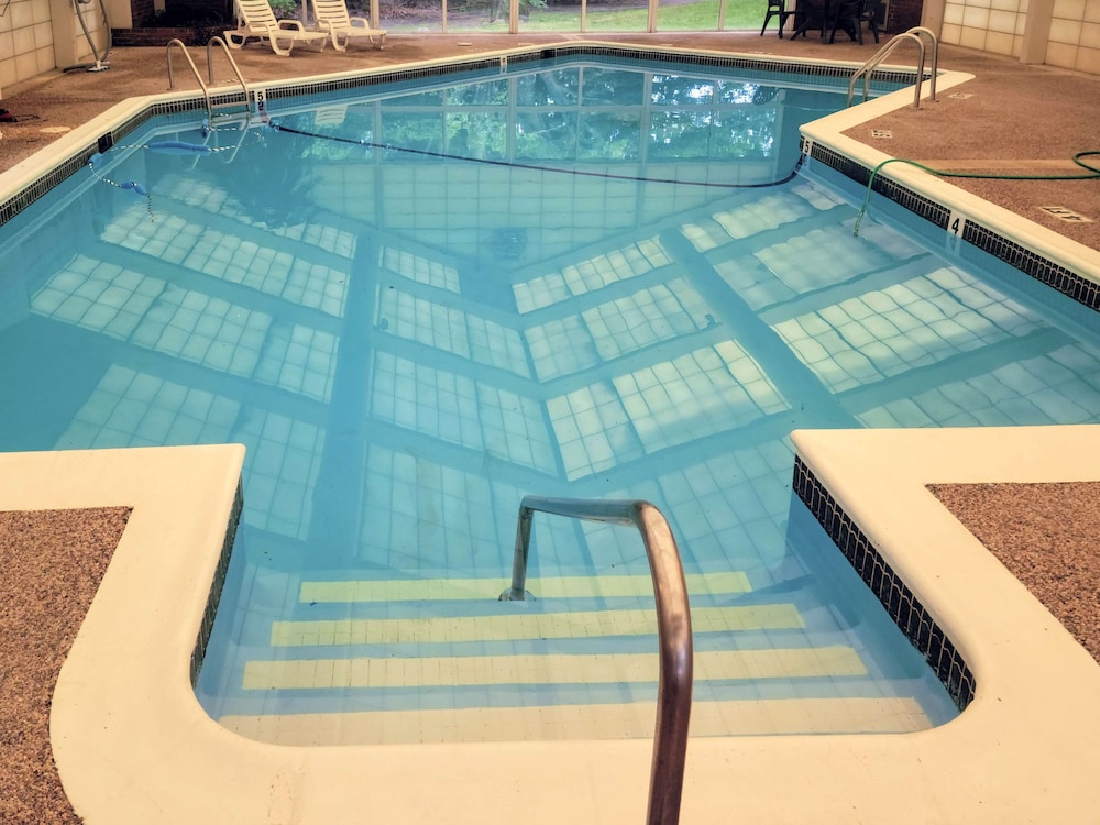 Motel 6 Danvers, MA - Boston North