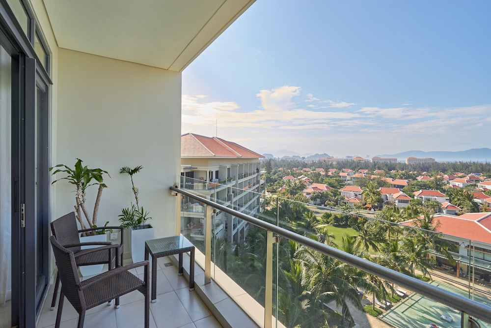 Ocean Luxury Villas Danang