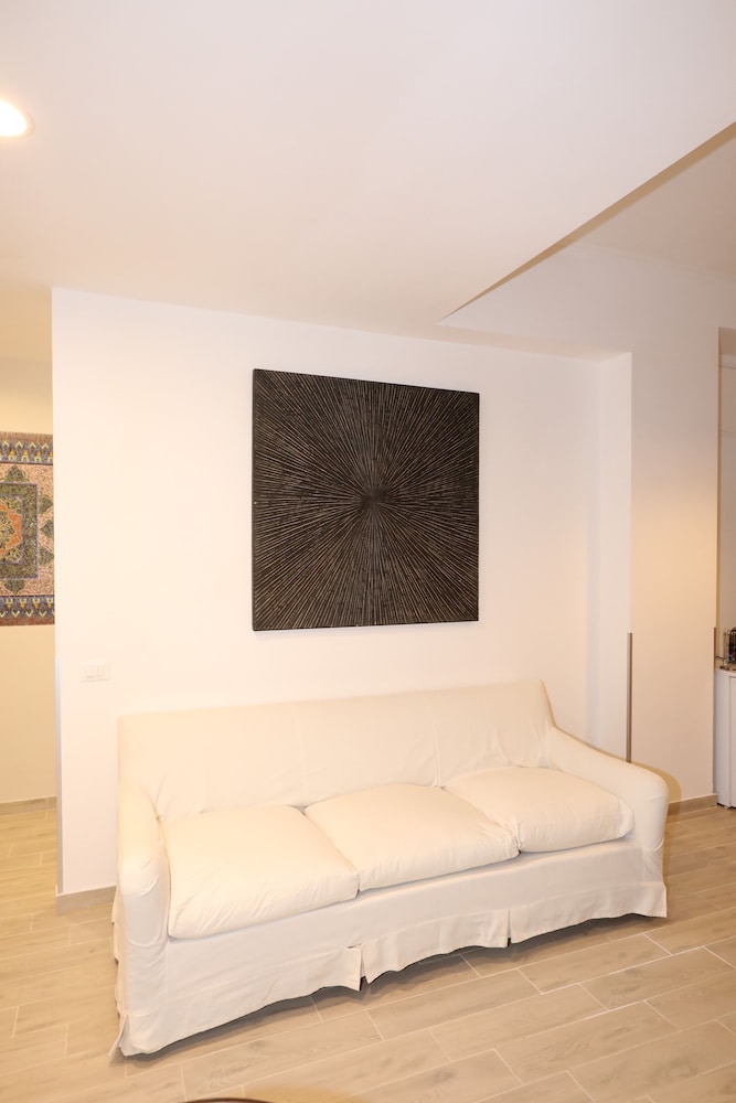 Unique Luxury Apartment and Rooms