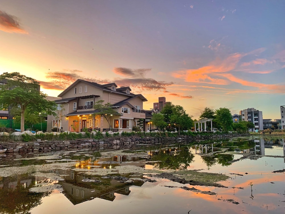 Dong Shan He B&B