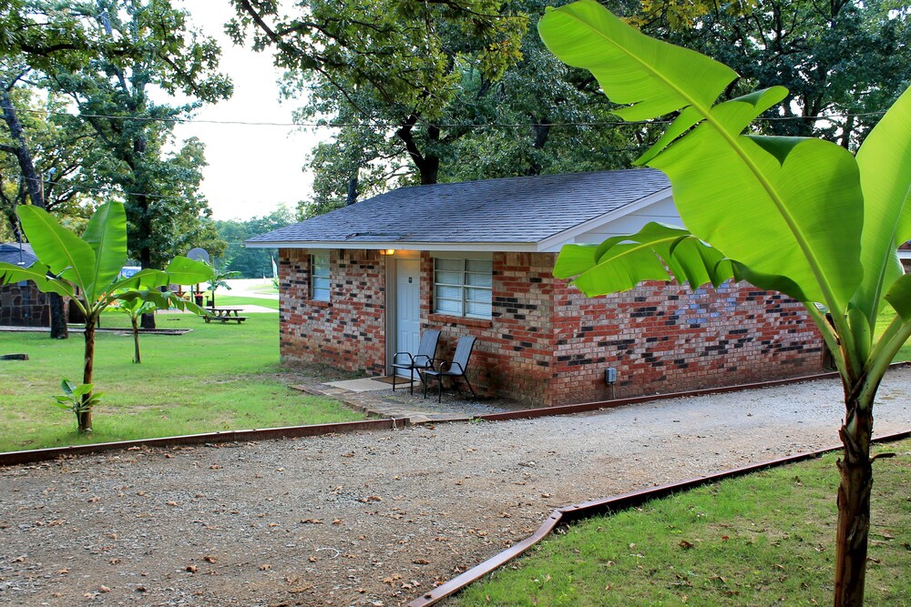 Lake Texoma Lodge and Resort
