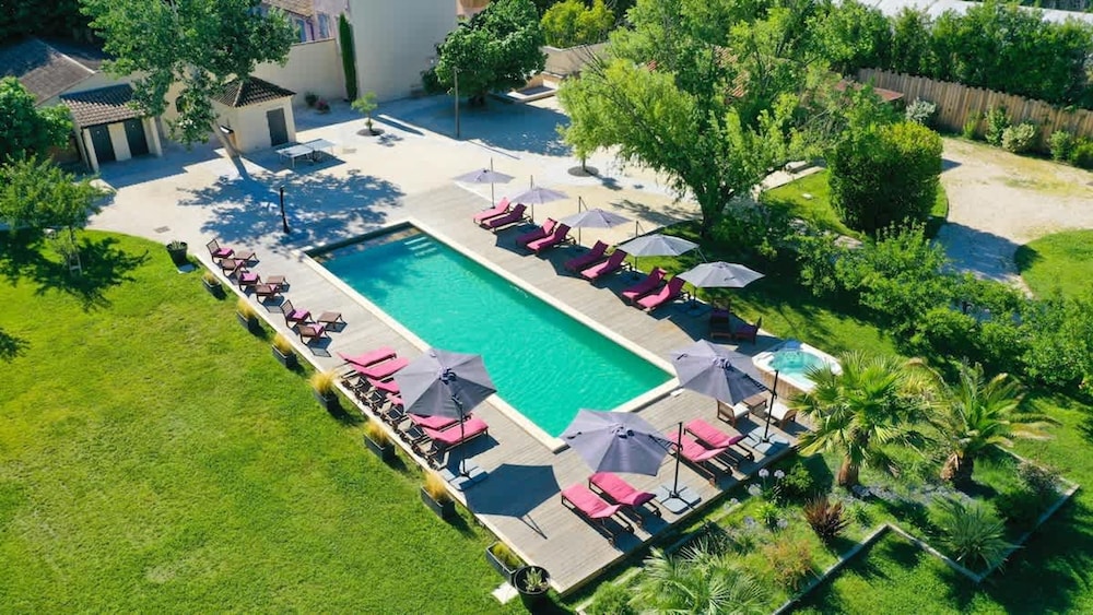 Charming Mas Provencal With Swimming Pool