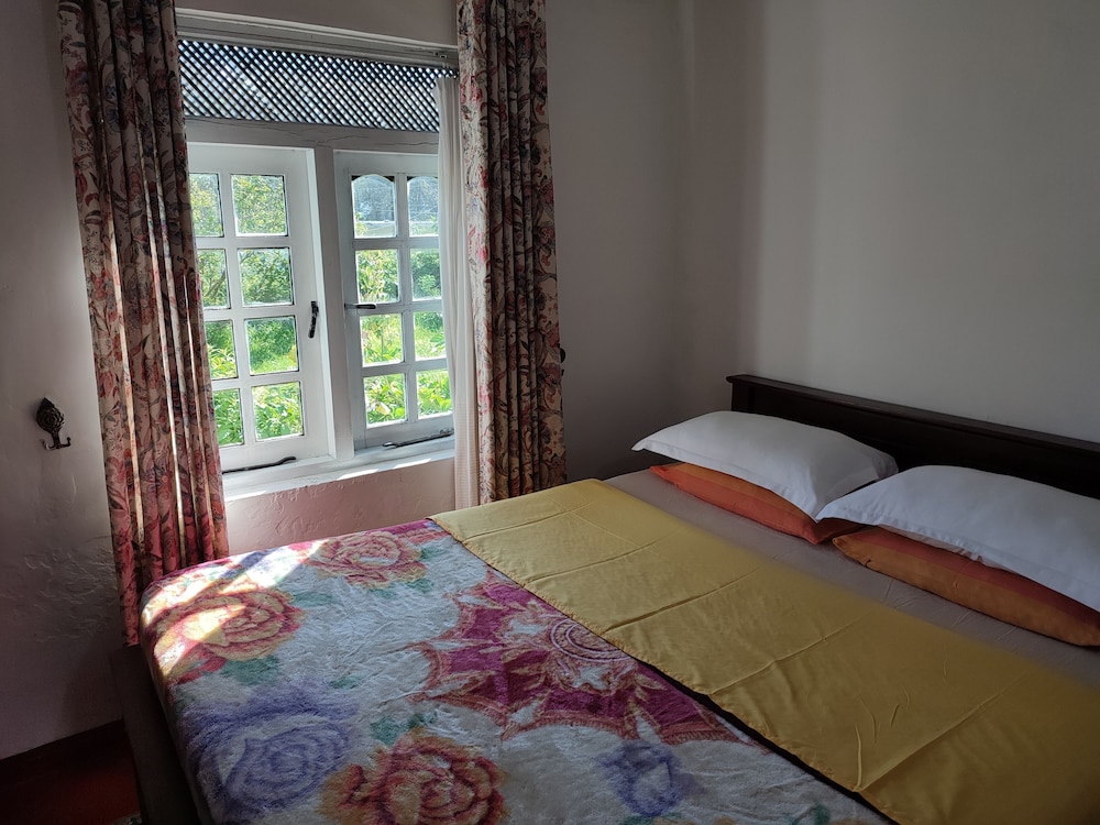 Andrews Hostel
