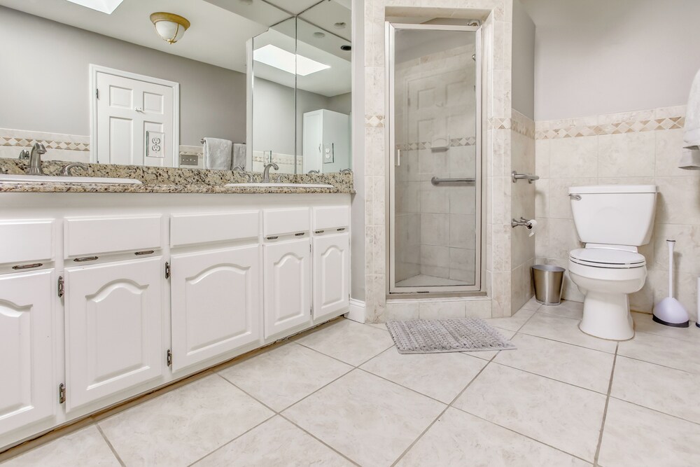Dine, Shop & Splash: Family Home in Myrtle Beach