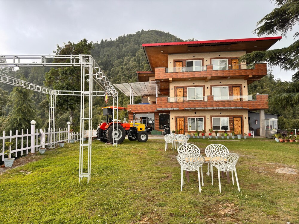 Heavens View Resort