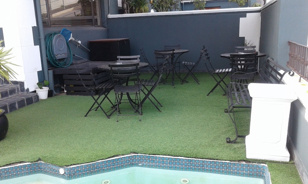 Leeuwenzee Guest House