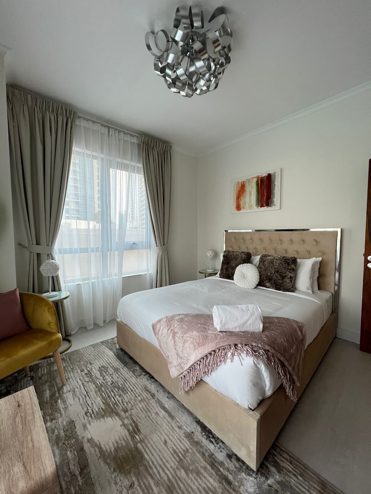2B-Burj Residence T6-304 by bnbme homes
