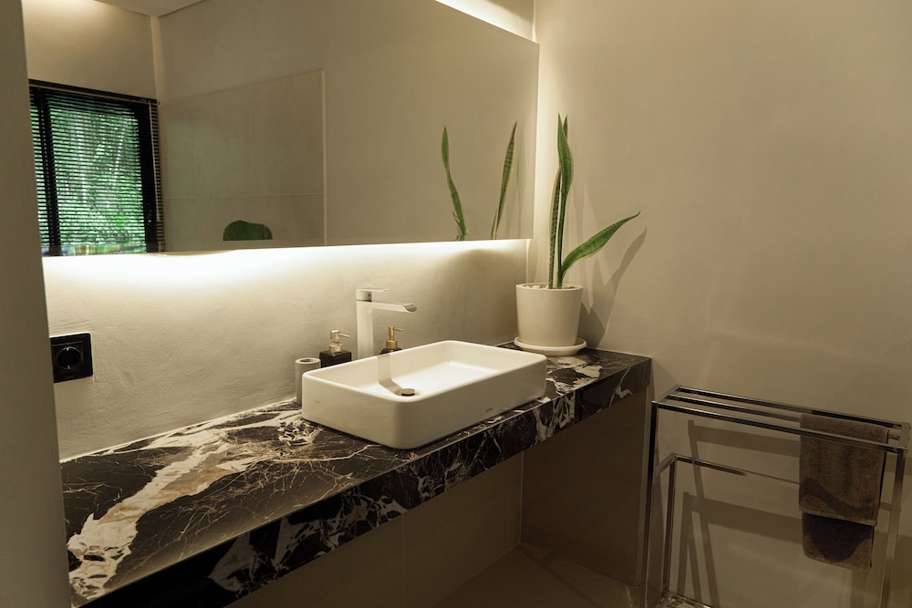Villa Savaya Canggu Batu Bolong