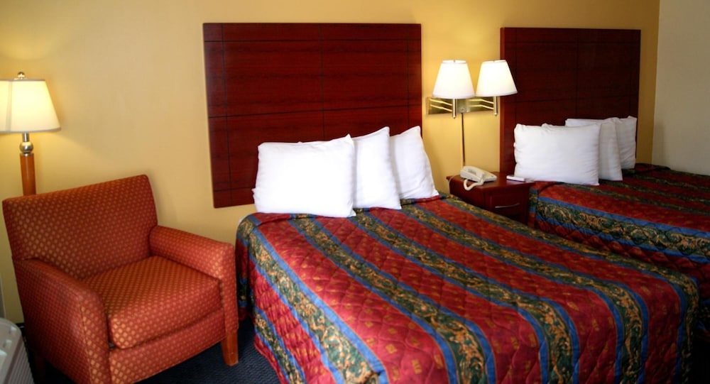 Red Carpet Inn
