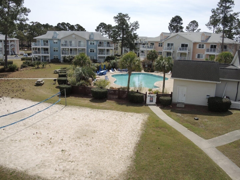 Brunswick Plantation Golf Resort Condo 1509M Close to Beach in Calabash by RedAwning