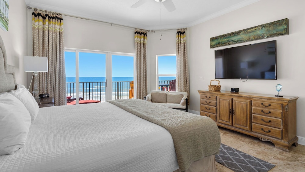 Legacy 303: Beachfront Retreat on 30a!