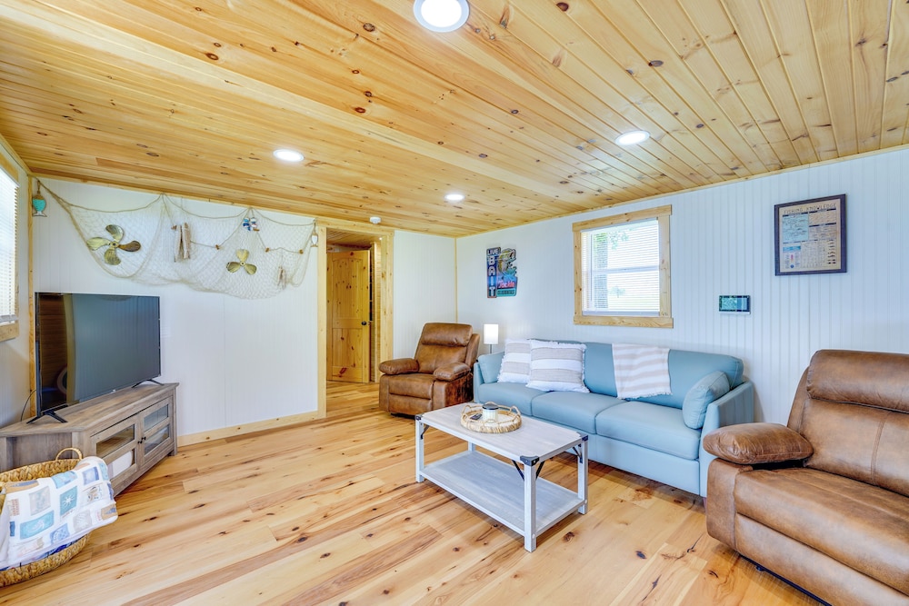 Yard w/ Lake View: Home Near Table Rock Lake!