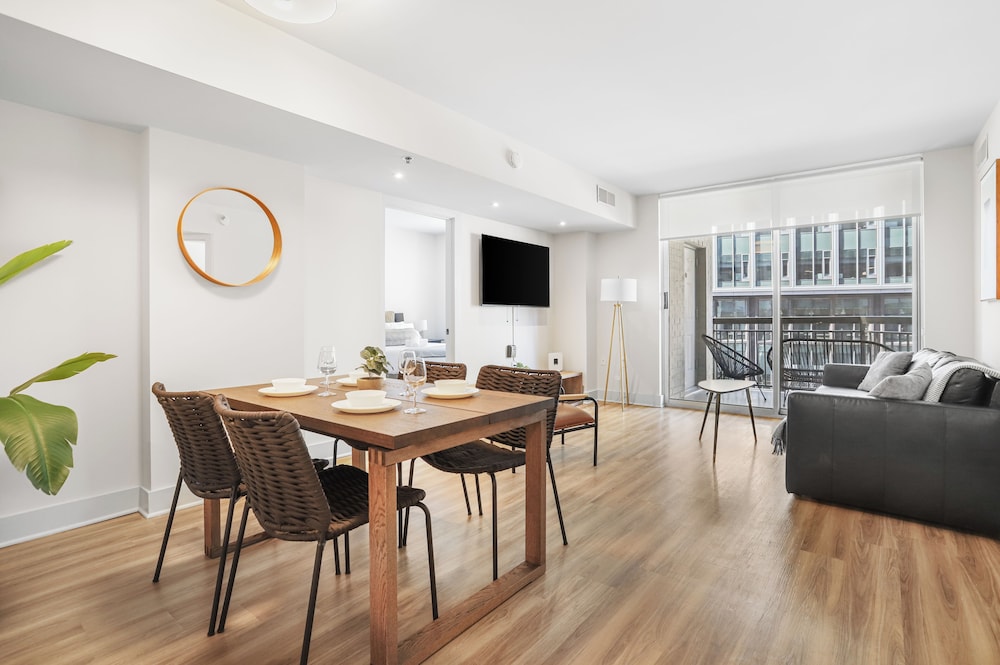 Well Appointed Apartments W Full Comfort