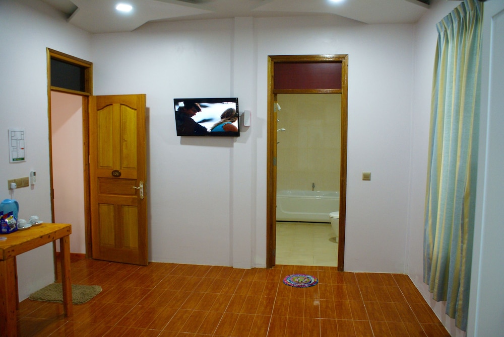 Hulhudheli Inn
