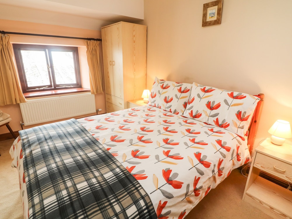 Poppy Cottage