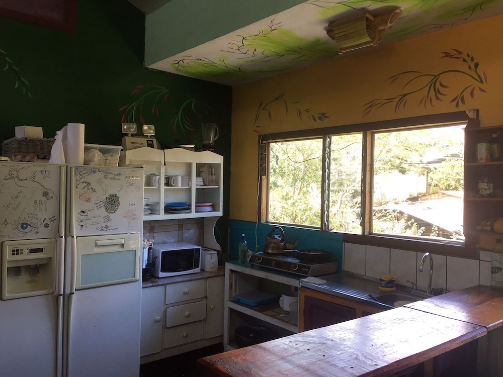 Mi Casa Tica Backpacker