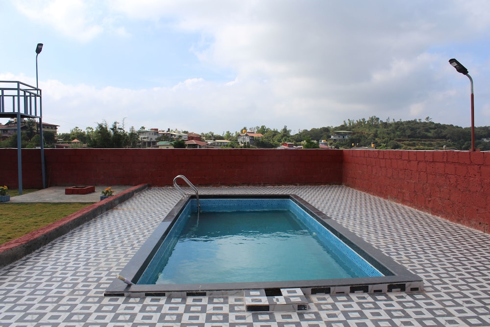 Red Brick Resort