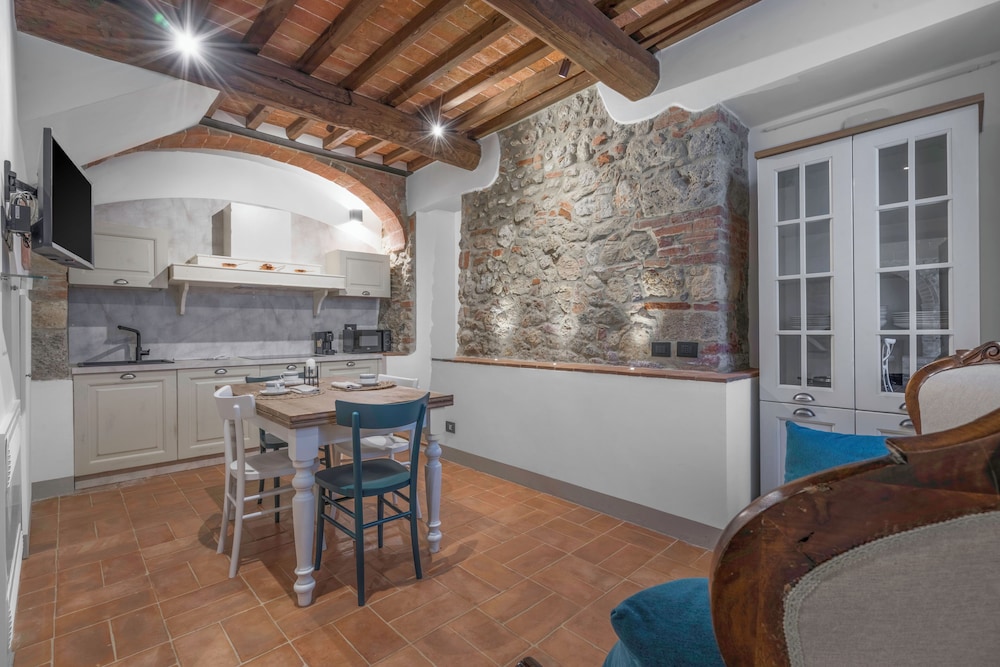 Le Torri, Borgo Campassini, Monteriggioni