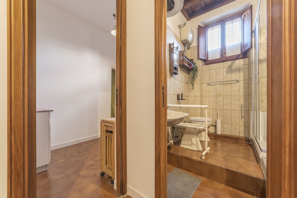 Montecitorio & Pantheon Stylish Flat