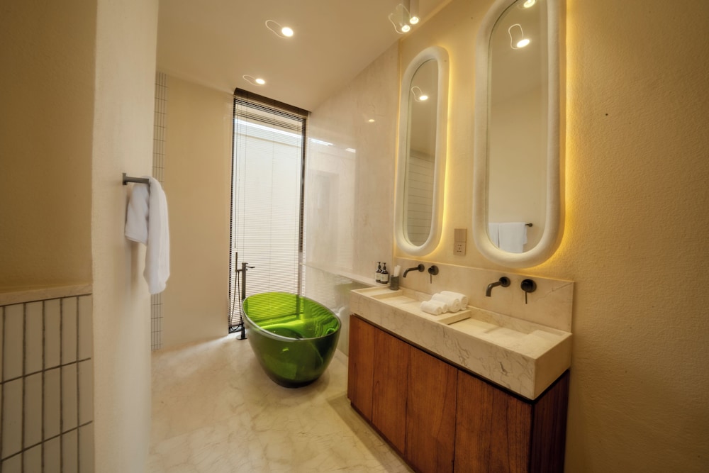 Suom Hotel and Villas