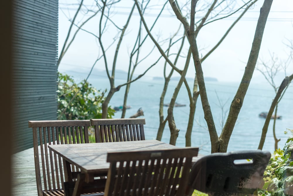 Tacet Pension