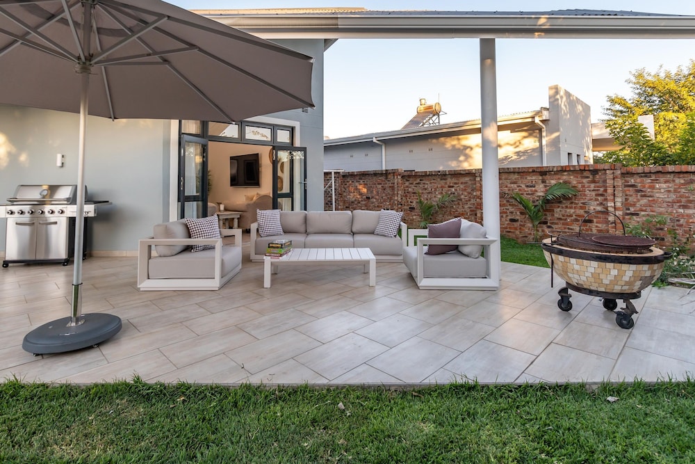 Stunning 3 Bedroom House Near Harare Airport -2297