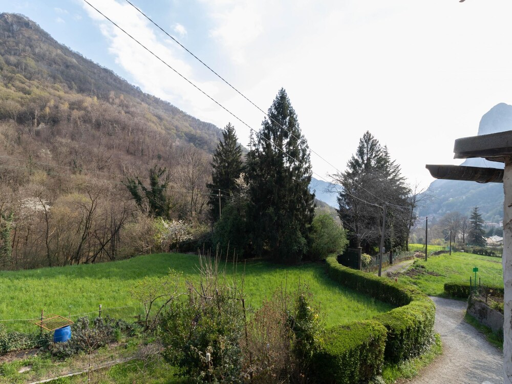 Al Sollievo House in Lecco