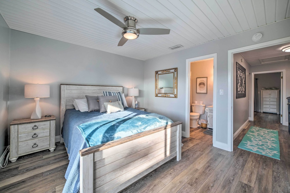 PCB Townhome: Walk to Beaches, Resort Amenities!