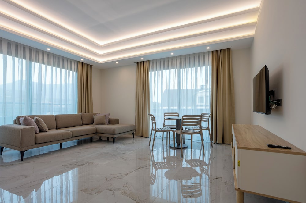Loovox Suites