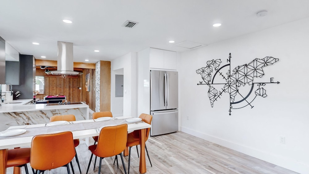 Casa Nirvana 4BR Home With Private Pool