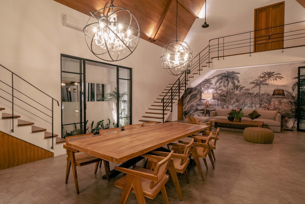 Villa Nusantara 5 by Alfred in Bali - Promo Luxury 4BD Pool Villa Pererenan Beach Caggu