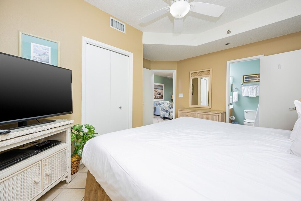 Phoenix East 1502 1 Bedroom Condo