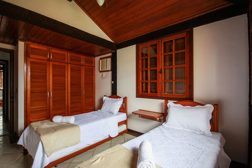 Bz46 Casa 150 metros da praia 5 suites