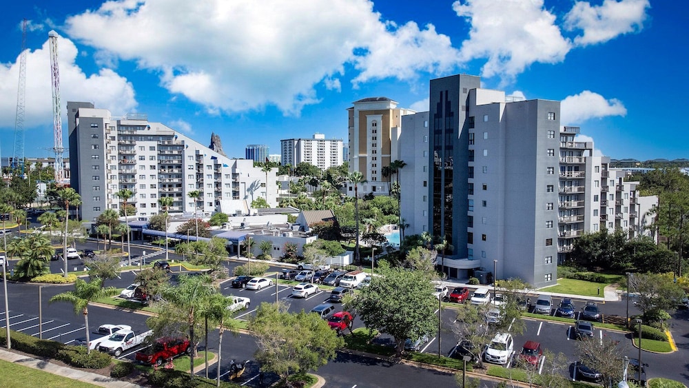 The Enclave Hotel and Suites