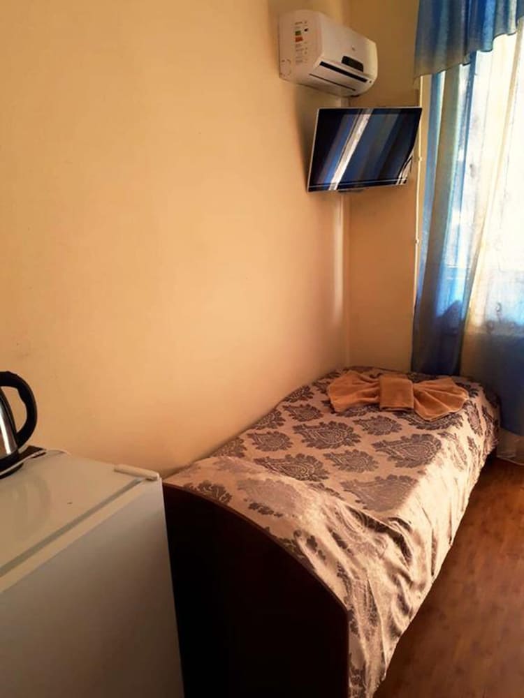 Oganes Guesthouse