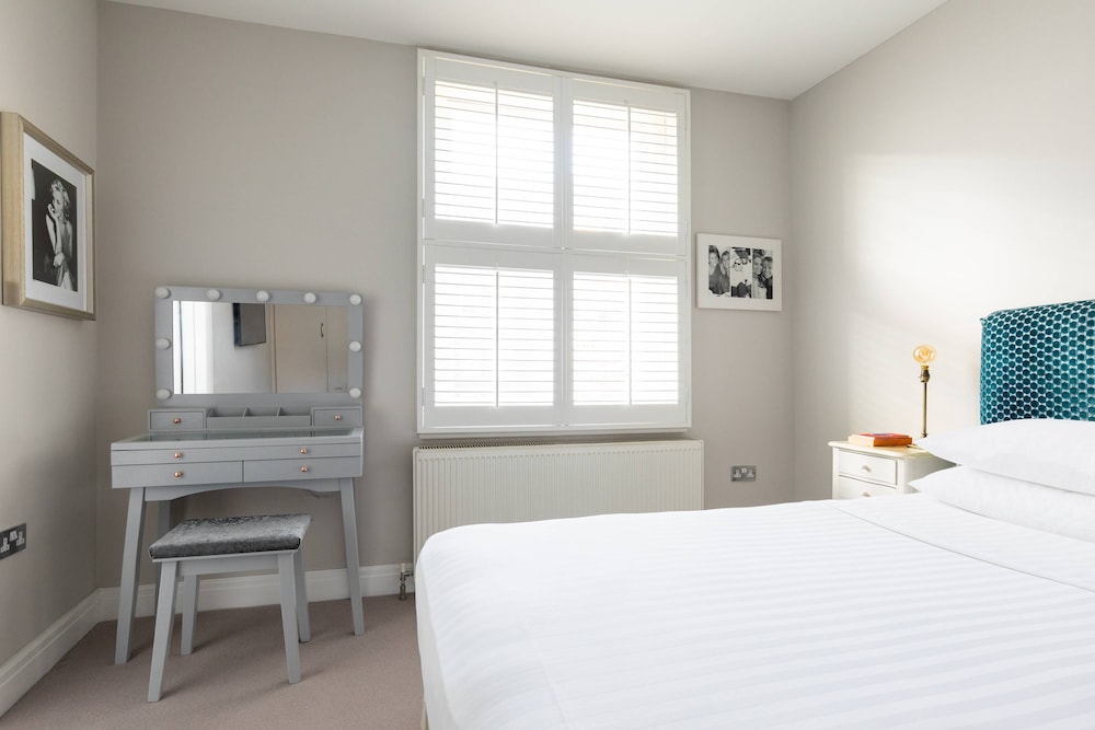 Oakley Street VII by Onefinestay