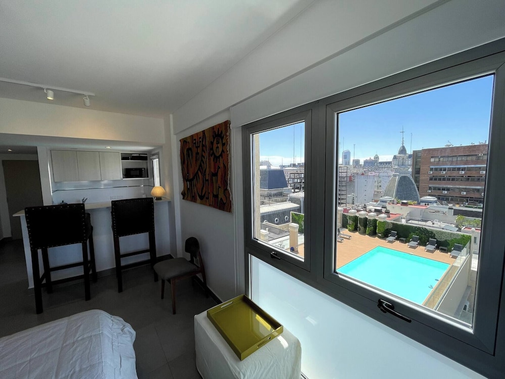 Fantastic Studio With Balcony Pool