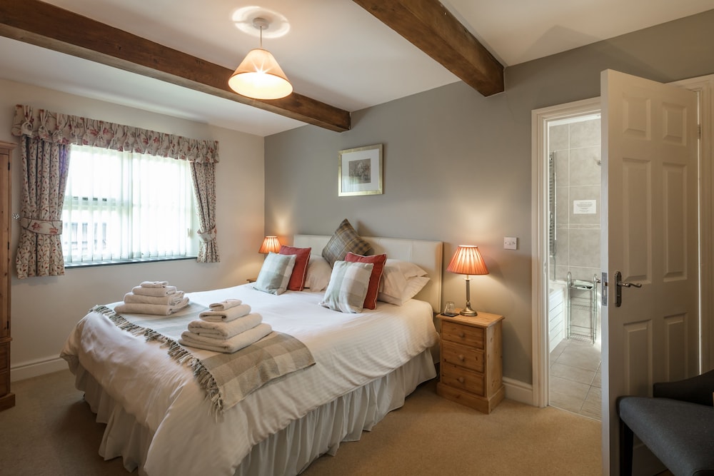 Photo 33