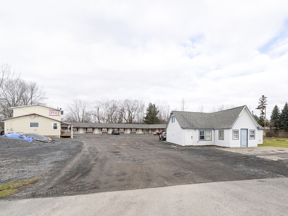 OYO Hotel Starlite Seneca Falls