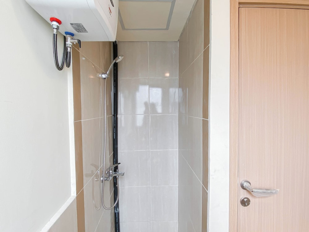 Best Living 2Br At Meikarta Apartment