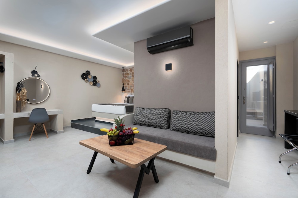 Illusion Suites