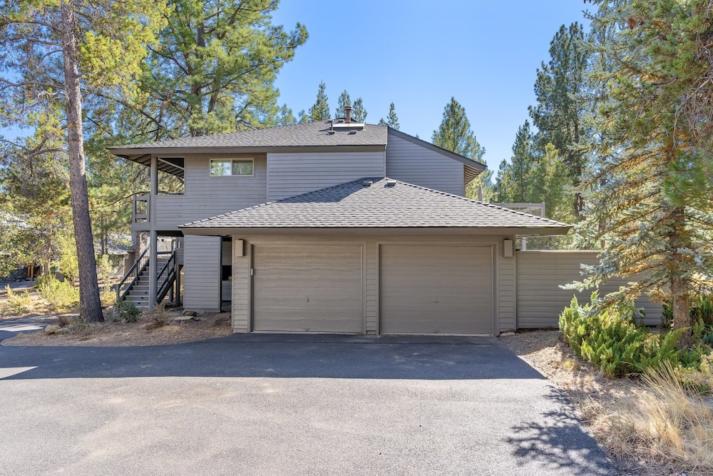 6 Sumac 4 Bedroom Home view 3