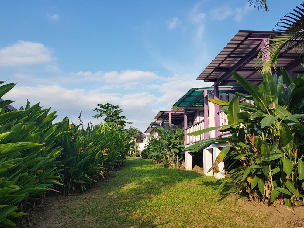 Mae Klang Banyen Hill