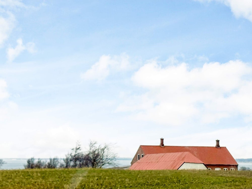 8 Person Holiday Home in Roslev