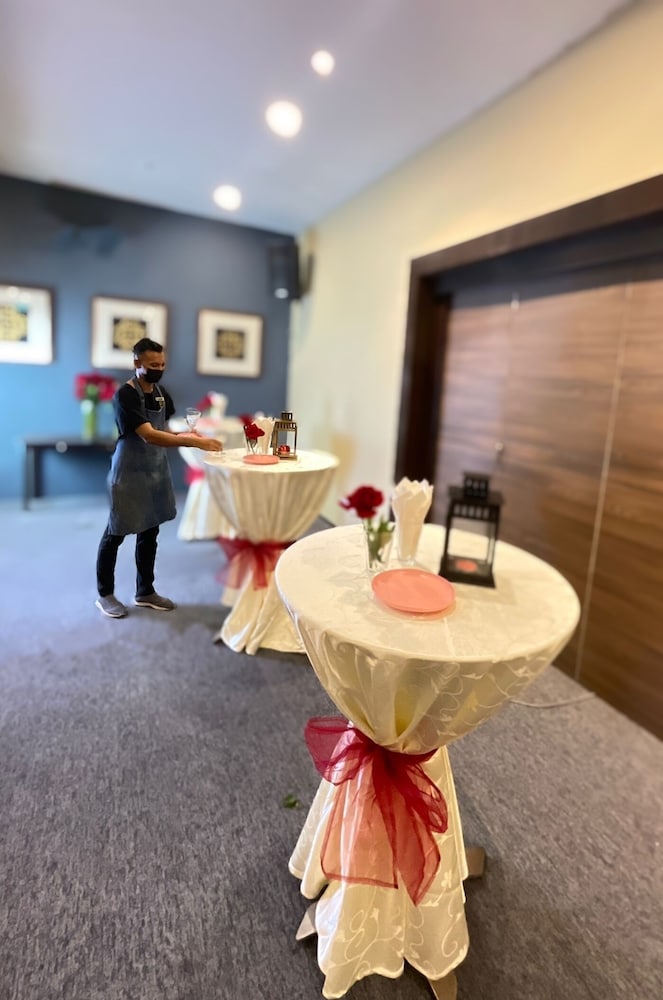 Bespoke Hotel Puchong 64