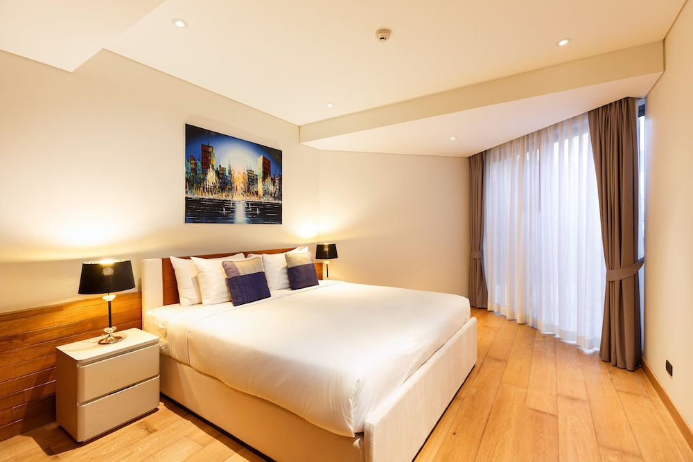 SeaView BluePoint Apartment 819