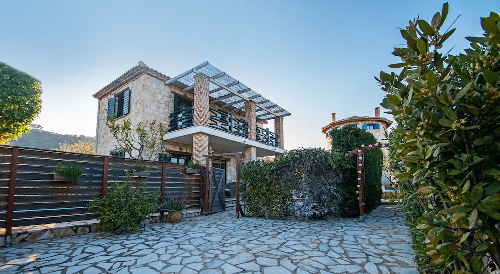Valory s Stone House